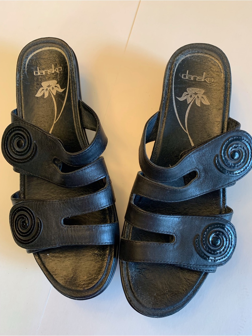 Dansko Black Leather Spiral Slide Mules